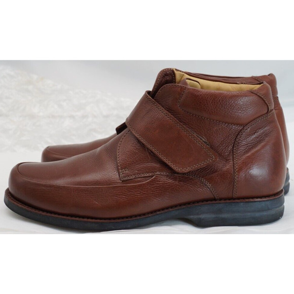Mens Anatomic & Co Strap closure ankle boots size US 10 EU 43 main image 5